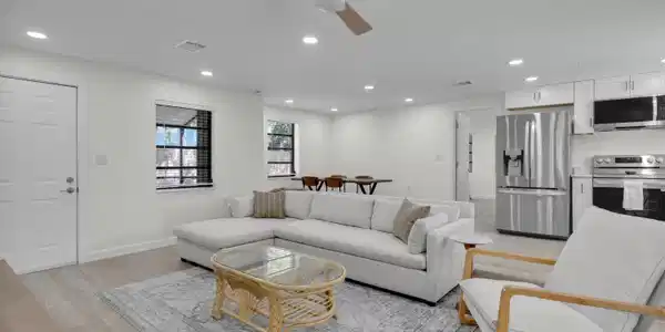 82207 Old Highway