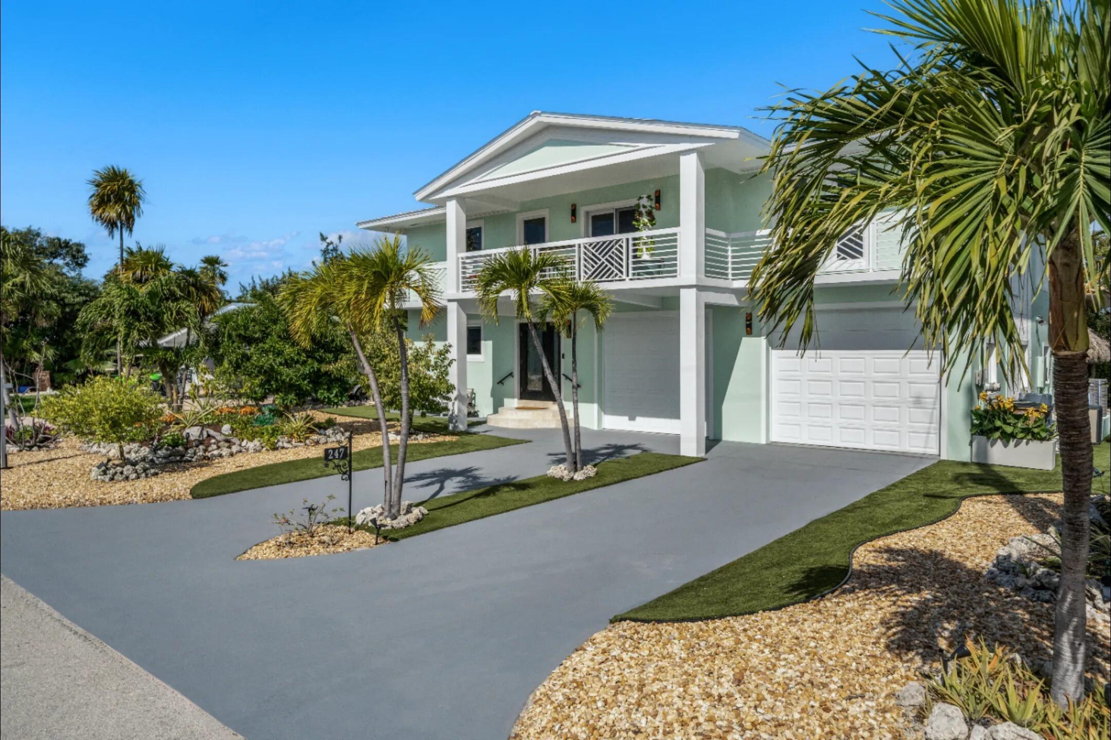 Image 2: 247 W Seaview Cir_1oakstudios_03