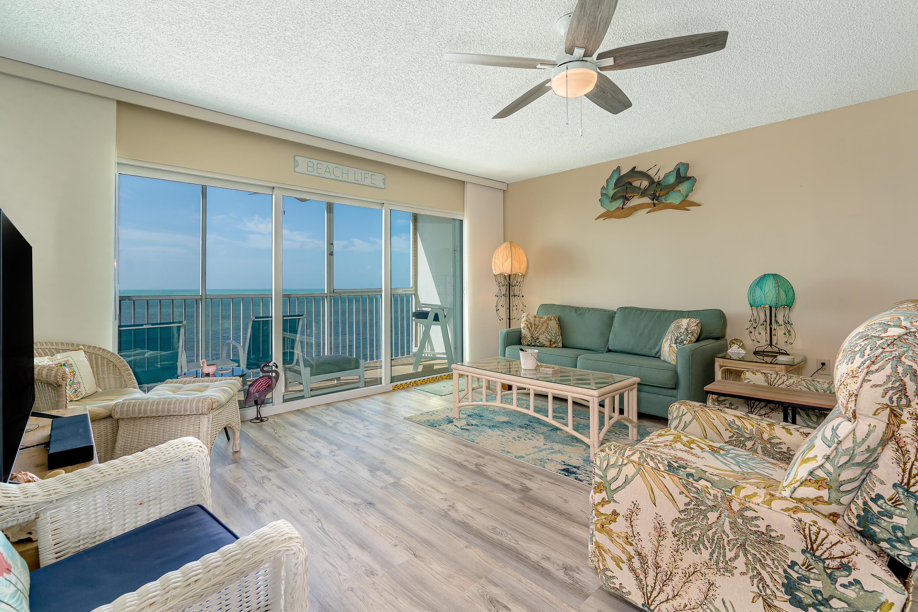 Image 2: Direct Ocean Views