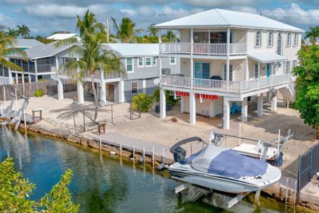 218 Spanish Main Drive