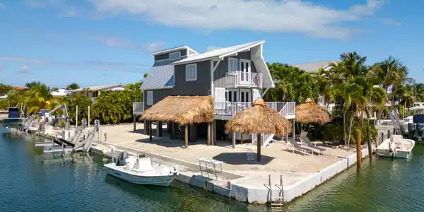 1082 Bay Drive