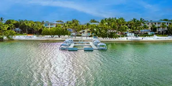 Image 3: Aerial views Bay to Playa Largo
