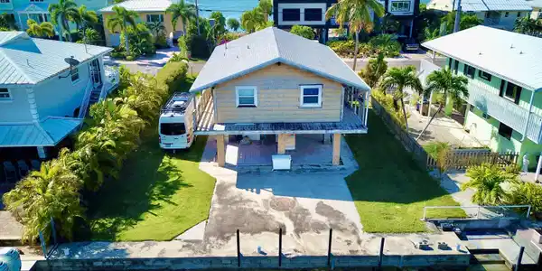 219 E Caribbean Drive