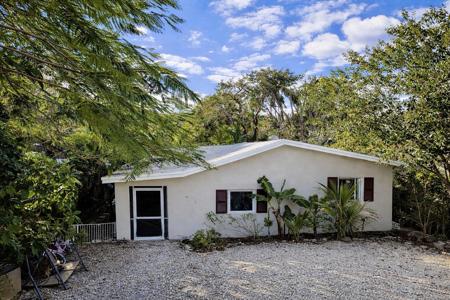 711 Sharon Place