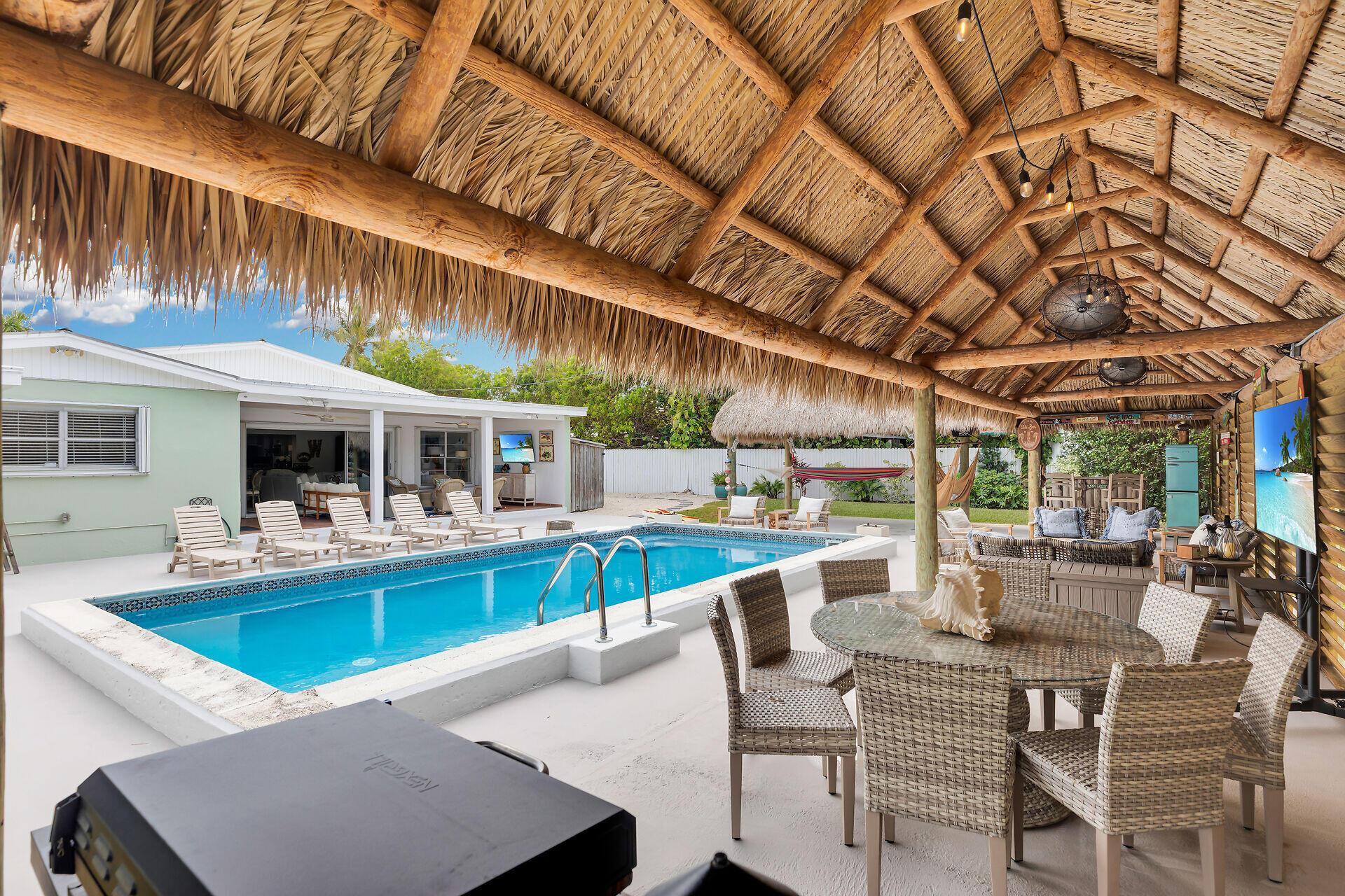 Image 4: virtual-tour-361518-07