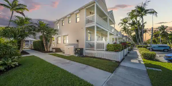 7026 Harbor Village Drive