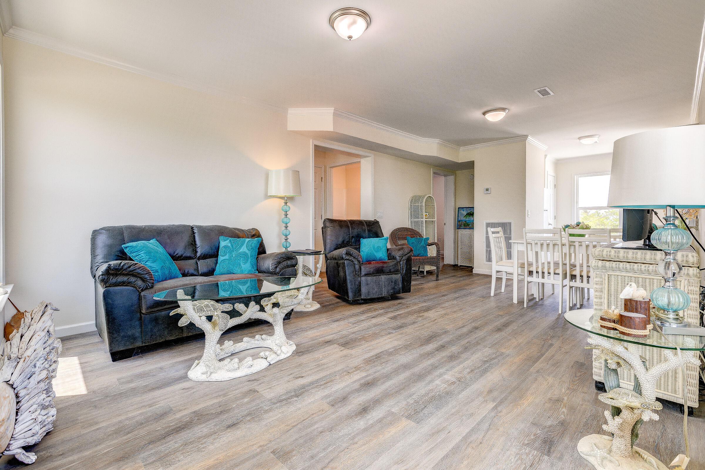 Image 4: 11 55 Boca Chica Road 27