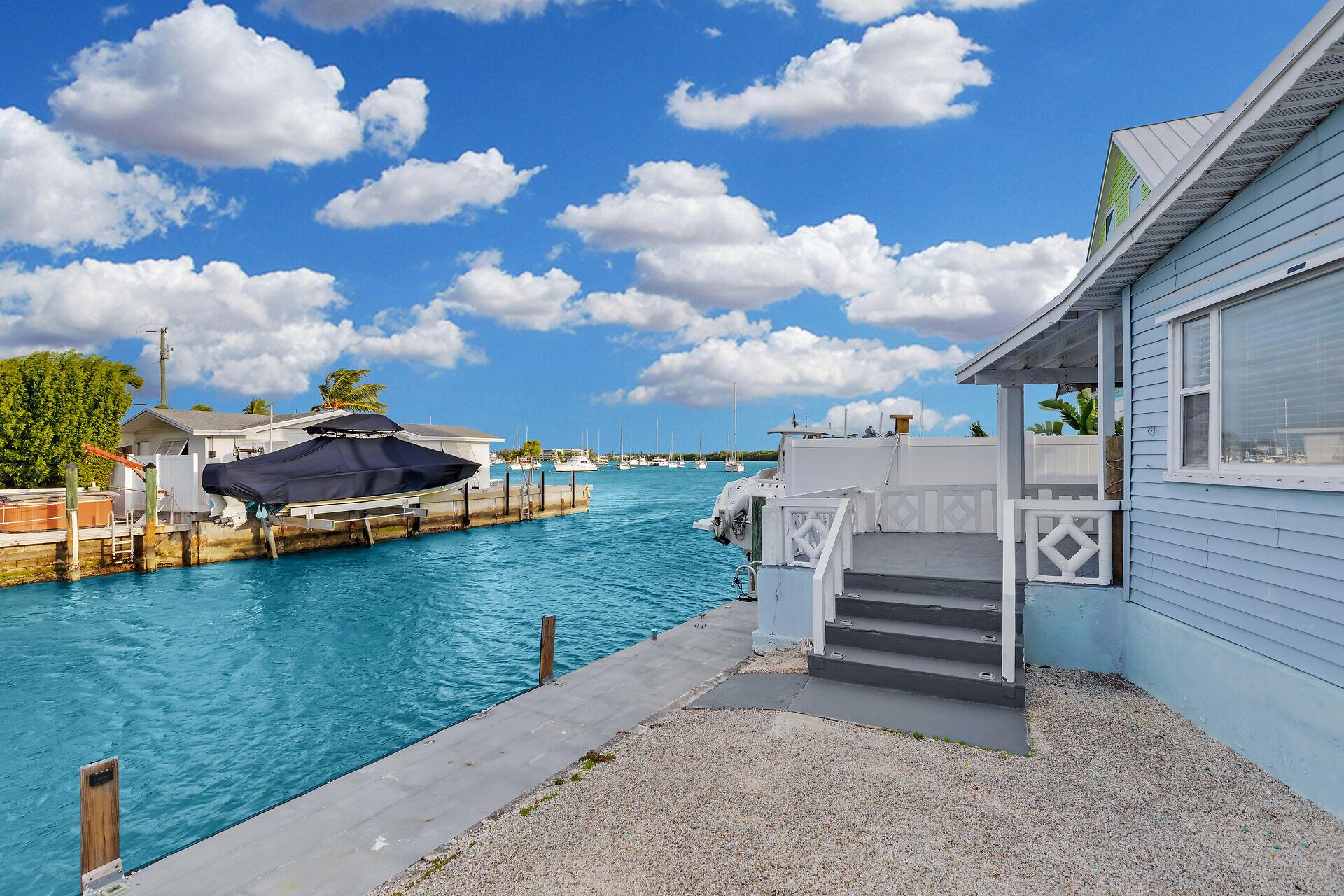 Image 2: virtual-tour-361607-mls-high-res-image-3