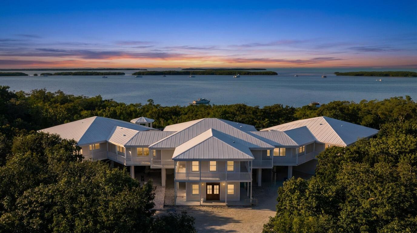 Image 1: Isla House