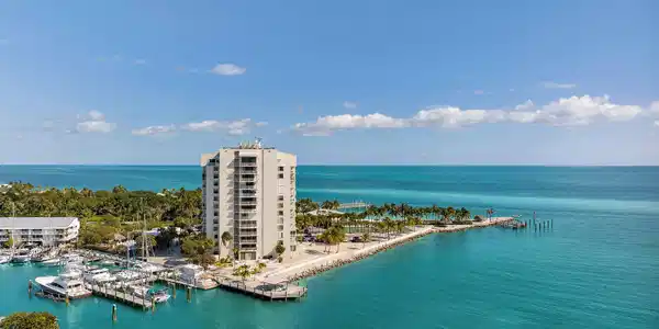 Image 3: Iconic Bonefish Towers