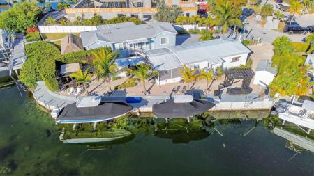 1127 Gulfstream Lane