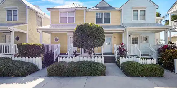 5006 Sunset Village Drive