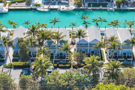 7017 Harbor Village Drive