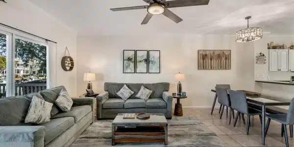 Image 4: 7061 Harbor Village Dr_1oakstudios_07