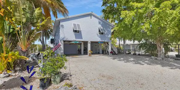 27369 Saint Vincent Lane