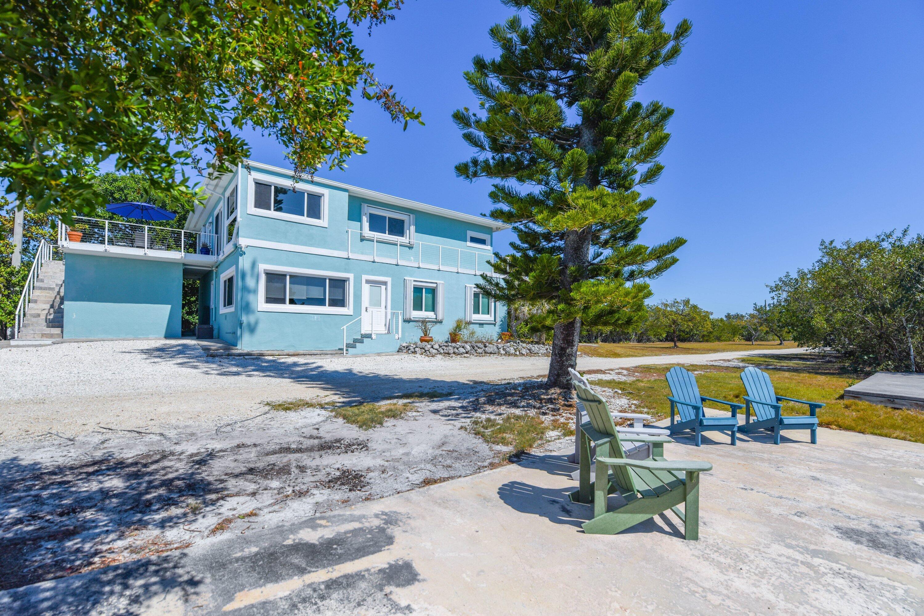 Image 3: 002-house view from dock