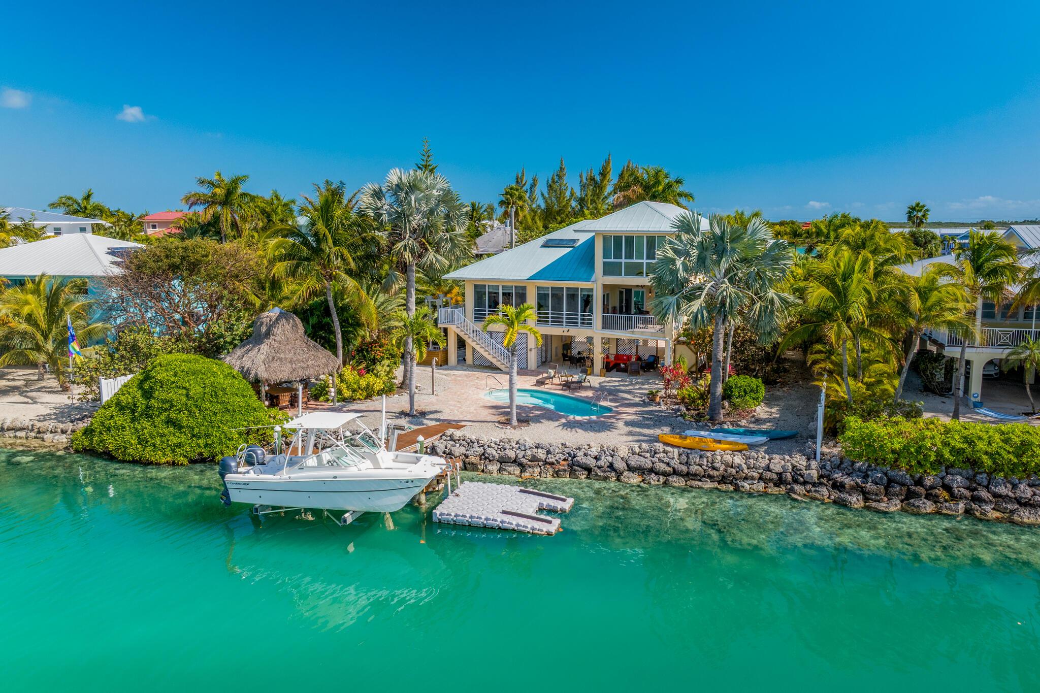 Image 1: 17041 Marlin Dr