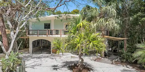 134 Artic Avenue