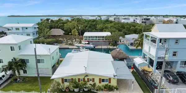 712 Grouper Lane