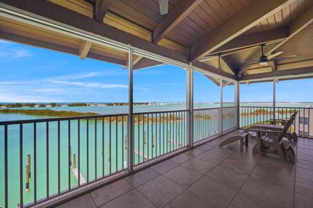 4402 Marina Villa Drive