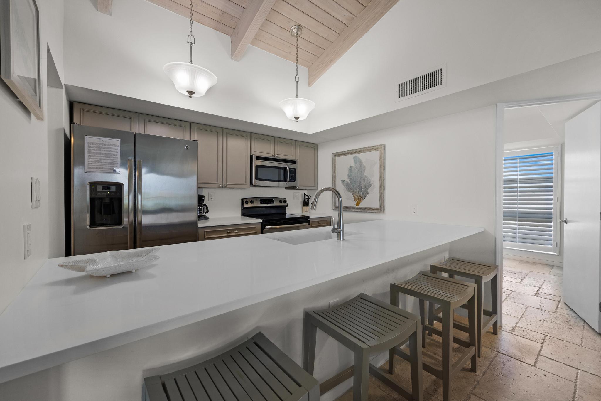 Image 3: Remodeled Kitchen