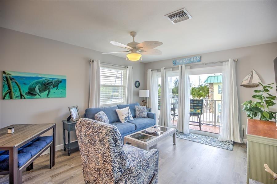 Image 2: Living Room