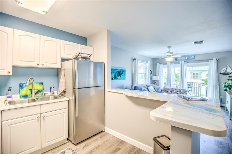 Image 3: Kitchen