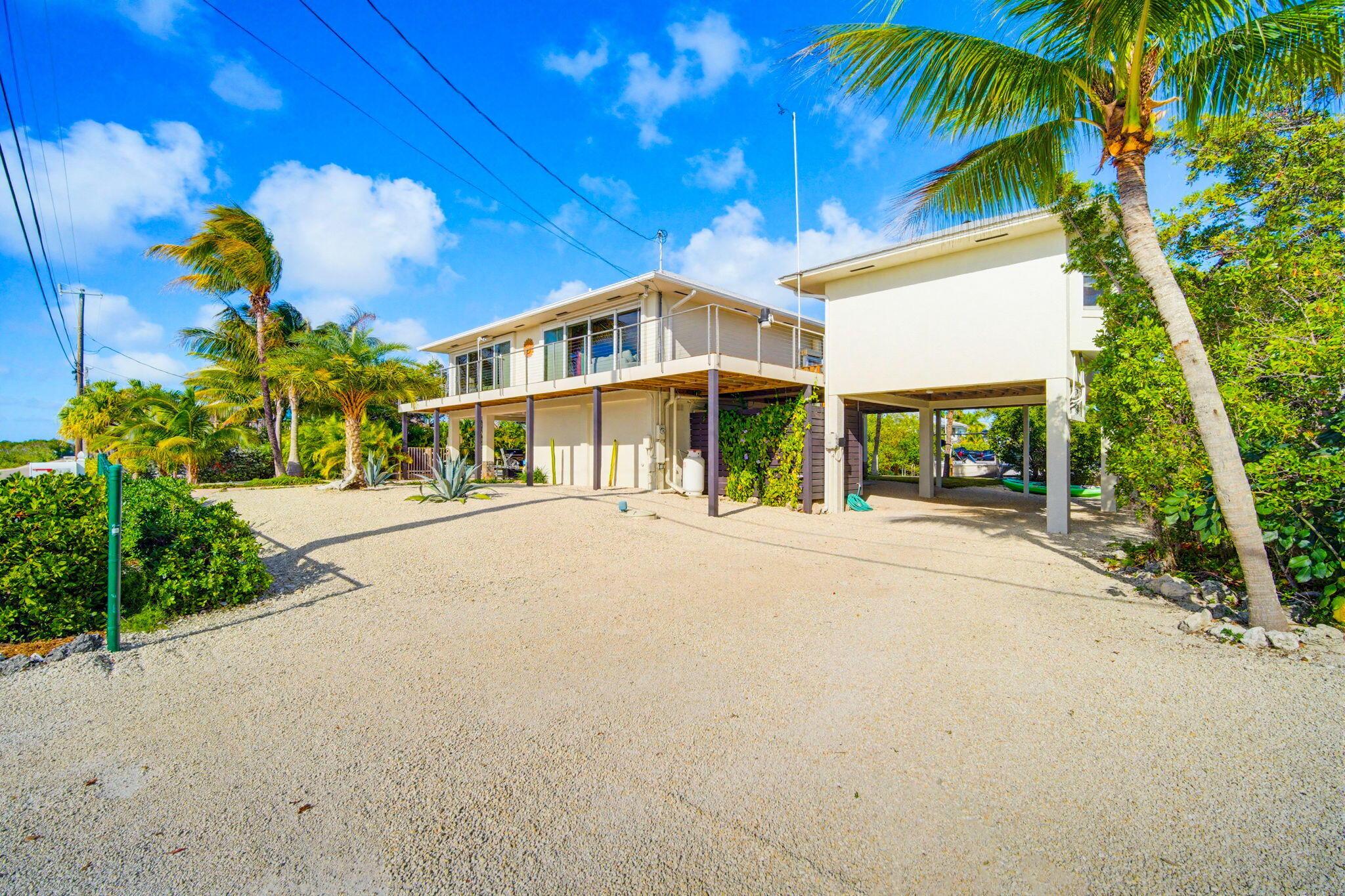 Image 4: 403 Indies Rd