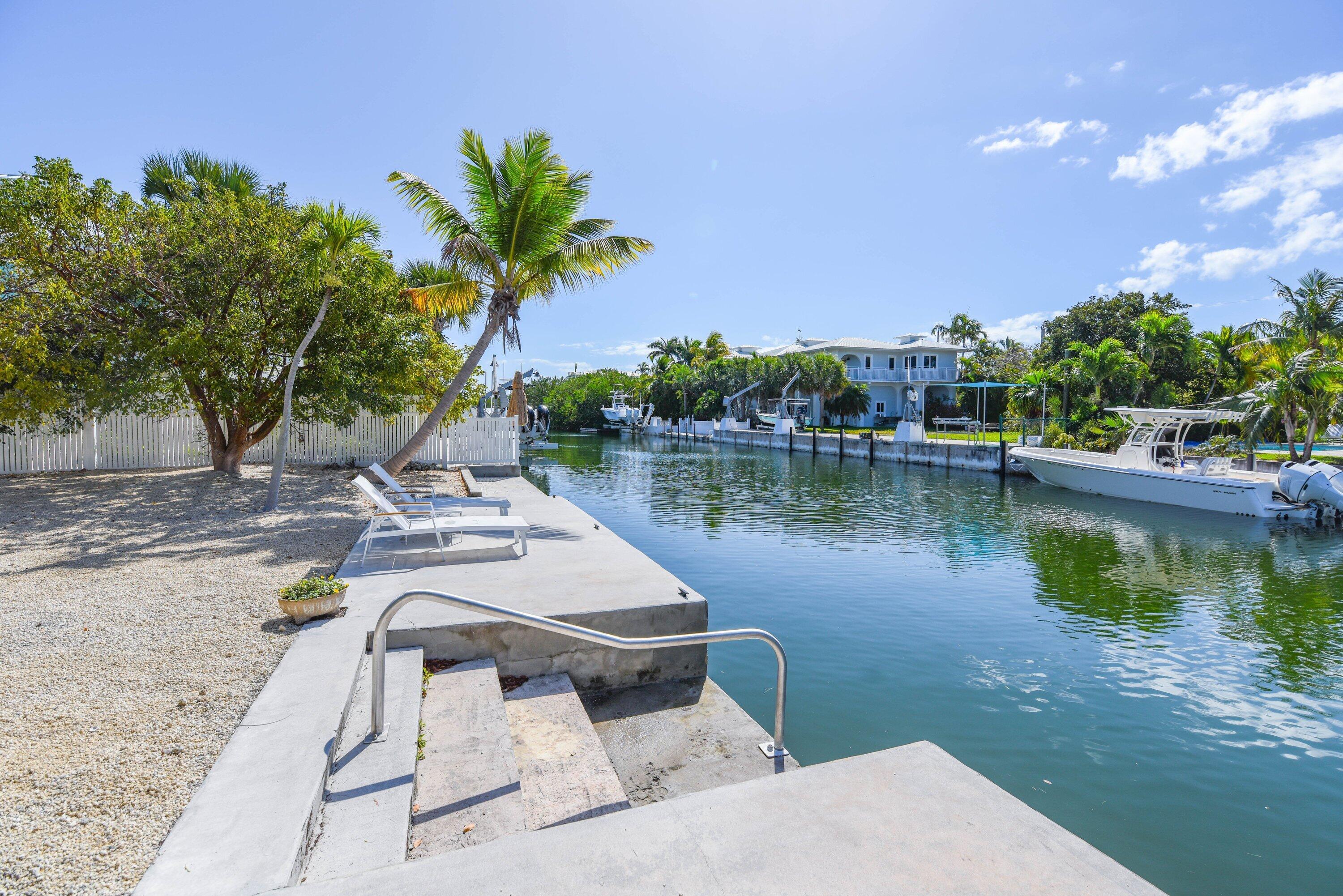 Image 2: 031-22874BluegillLane-CudjoeKey-FL-33042