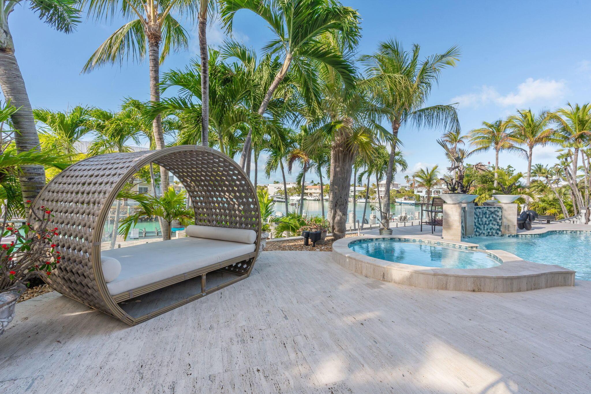 Image 3: 36-web-or-mls-031026 152 Indies Dr N, Du