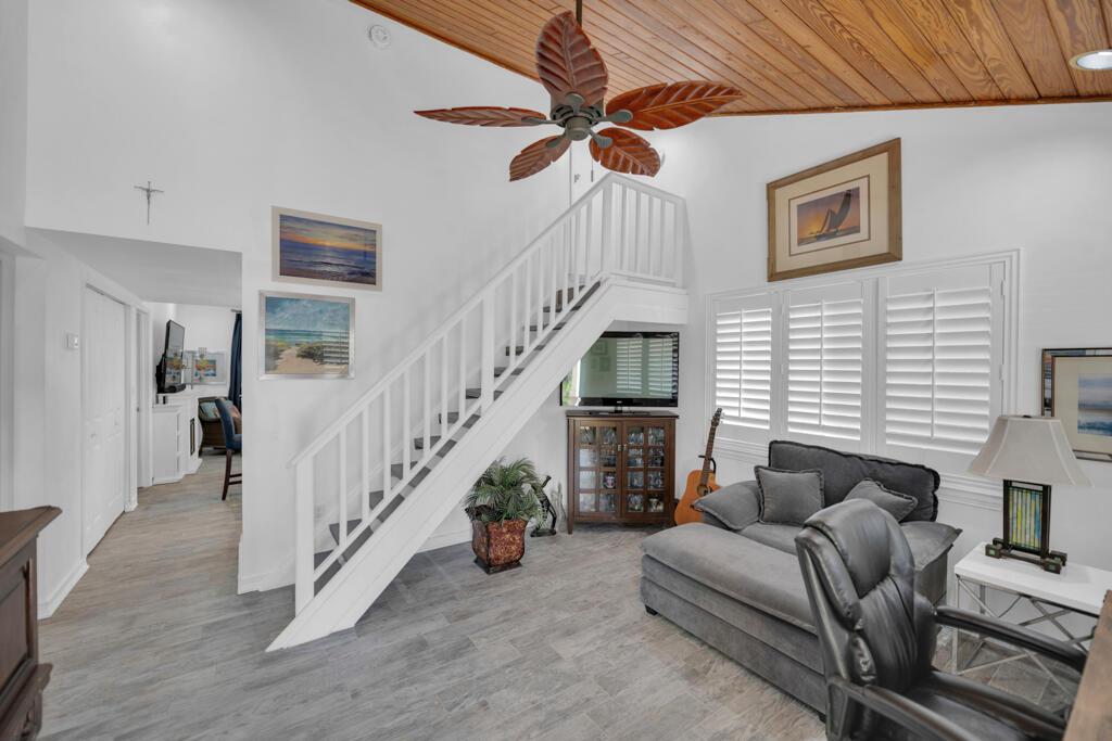 Image 3: Front Room