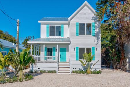 718 Largo Road