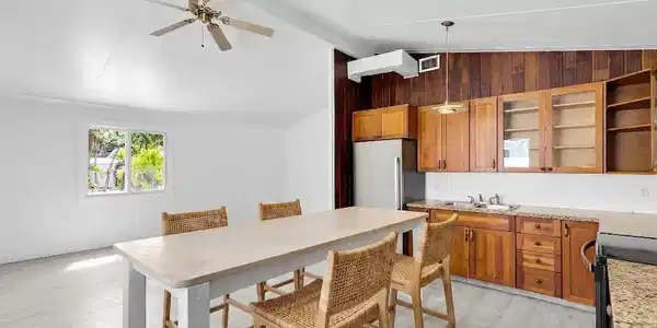 Image 4: Kitchen - New Appliances