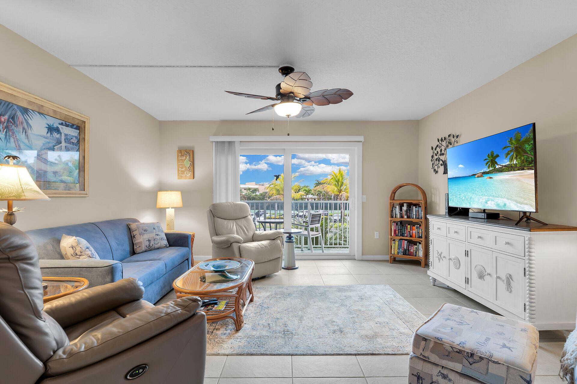Image 2: Living Room