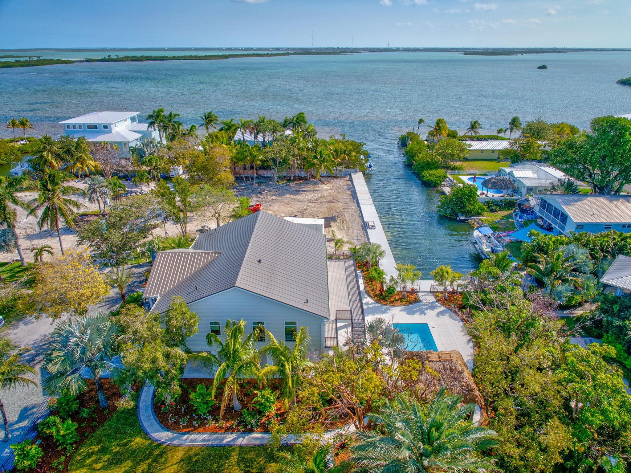 Image 2: 53-web-or-mls-17210 Anglefish Ln - High