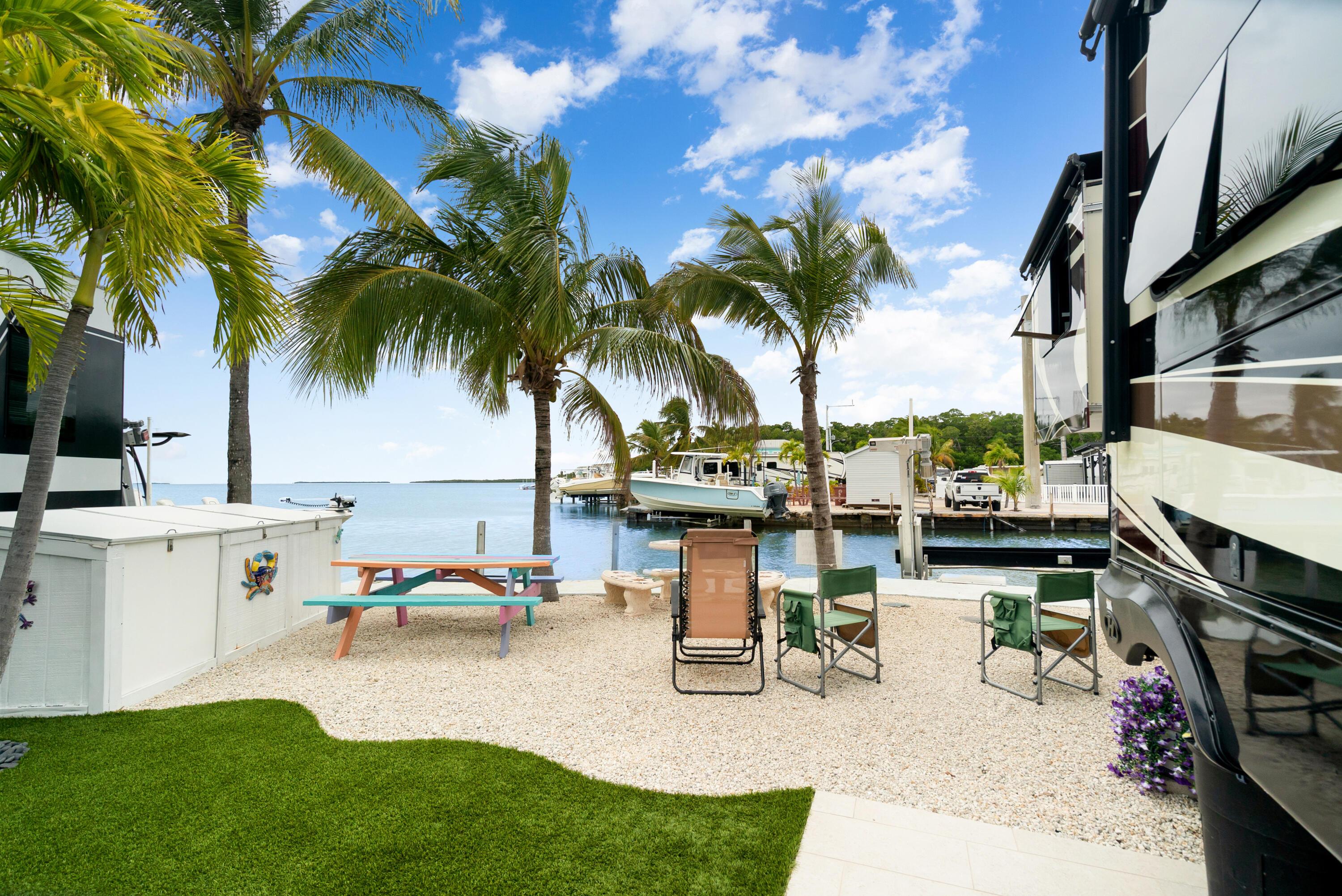 Image 2: Calusa Campground #222 (14)