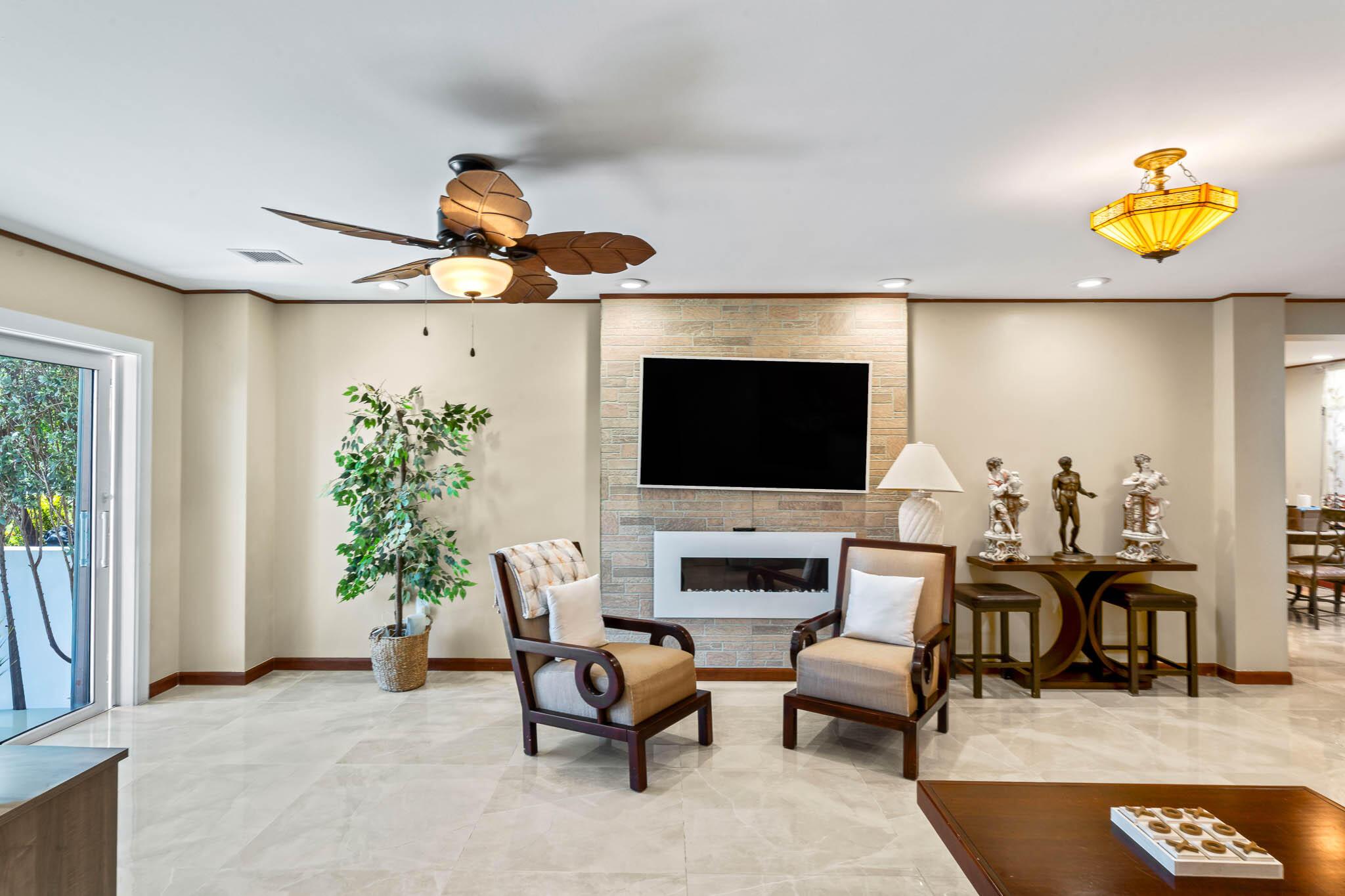 Image 3: Custom Fireplace and smart TV