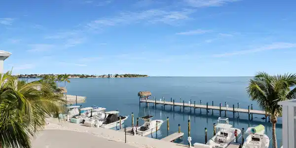 10877 Overseas Highway