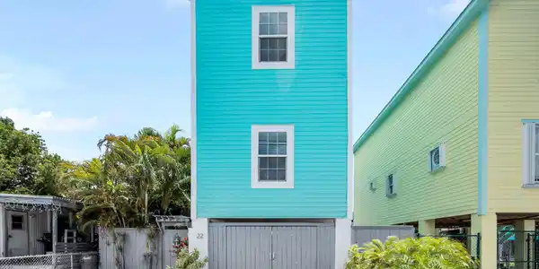 22 Ed Swift Road
