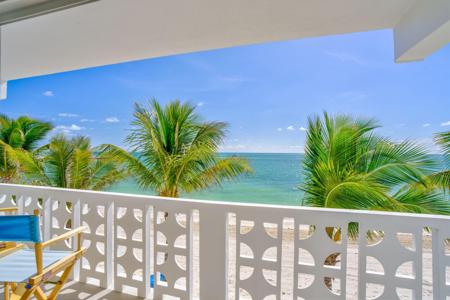 755 W Ocean Drive