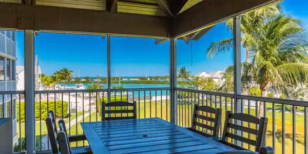 Image 3: 8304_Marina_Villa_balcony