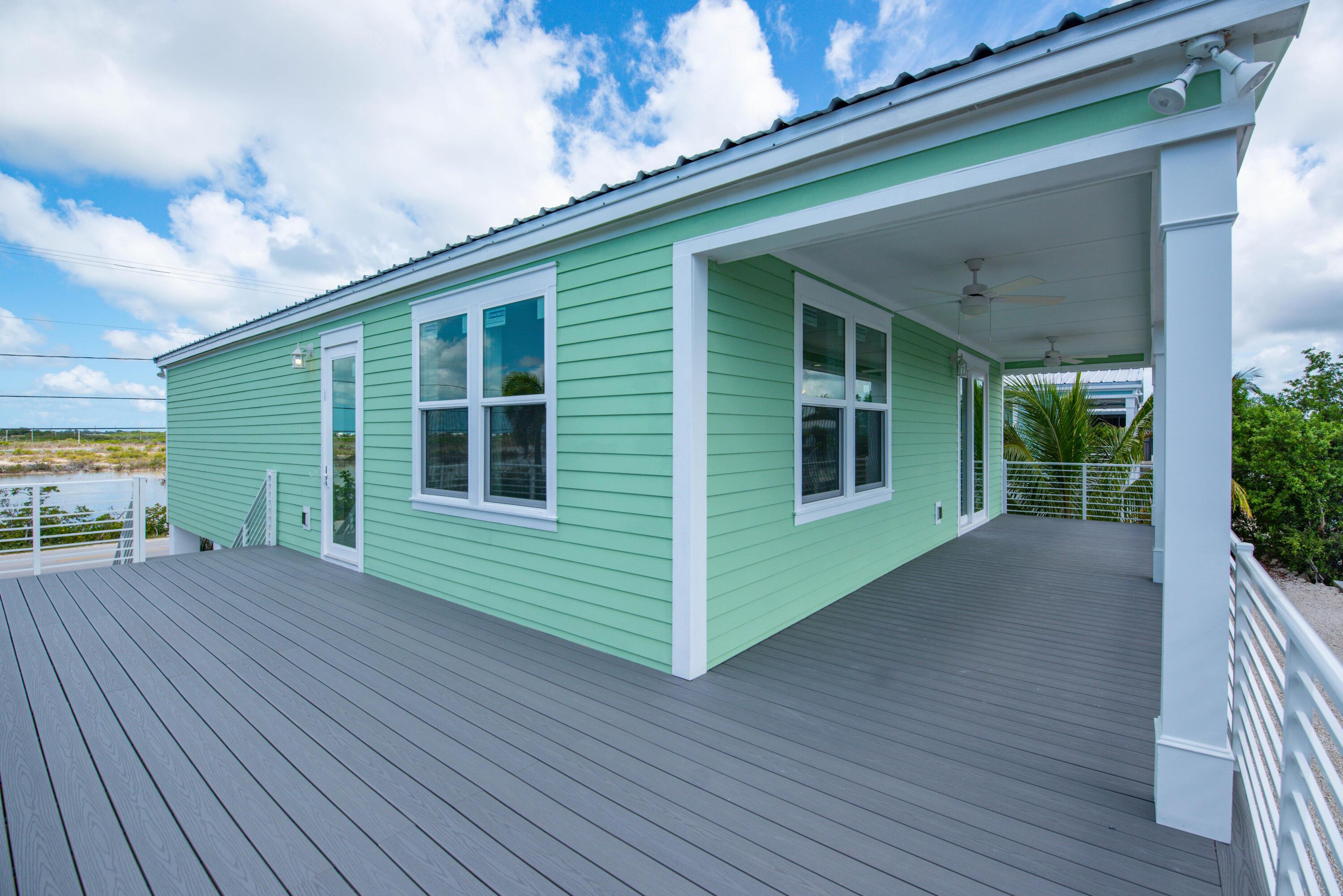 Image 3: 019-335PiratesRoad-SummerlandKey-FL-3304