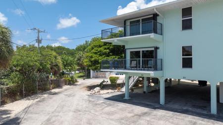 12690 Overseas Highway
