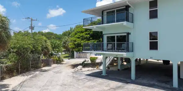 12690 Overseas Highway