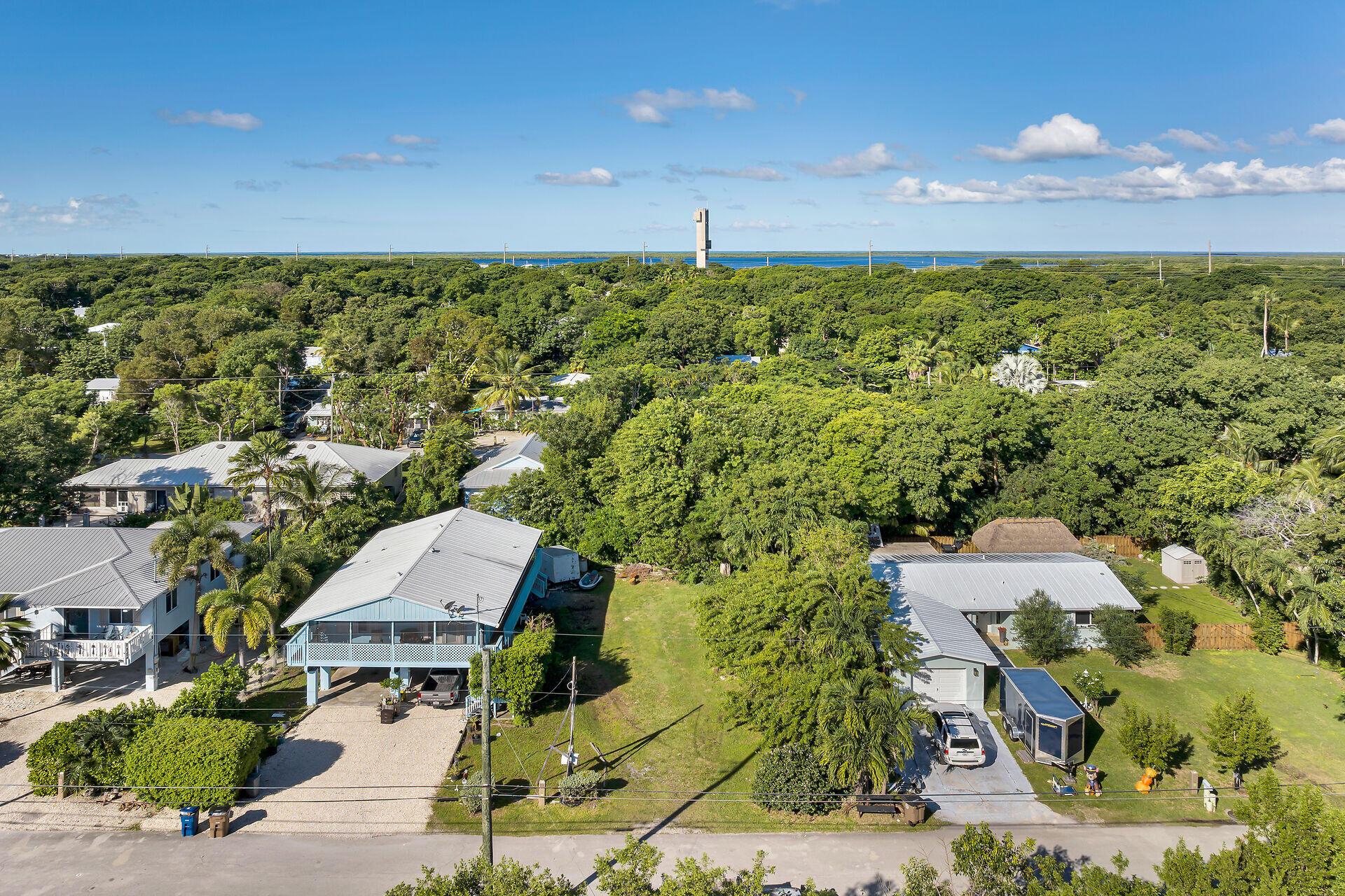 Image 4: virtual-tour-360203-mls-high-res-image-0