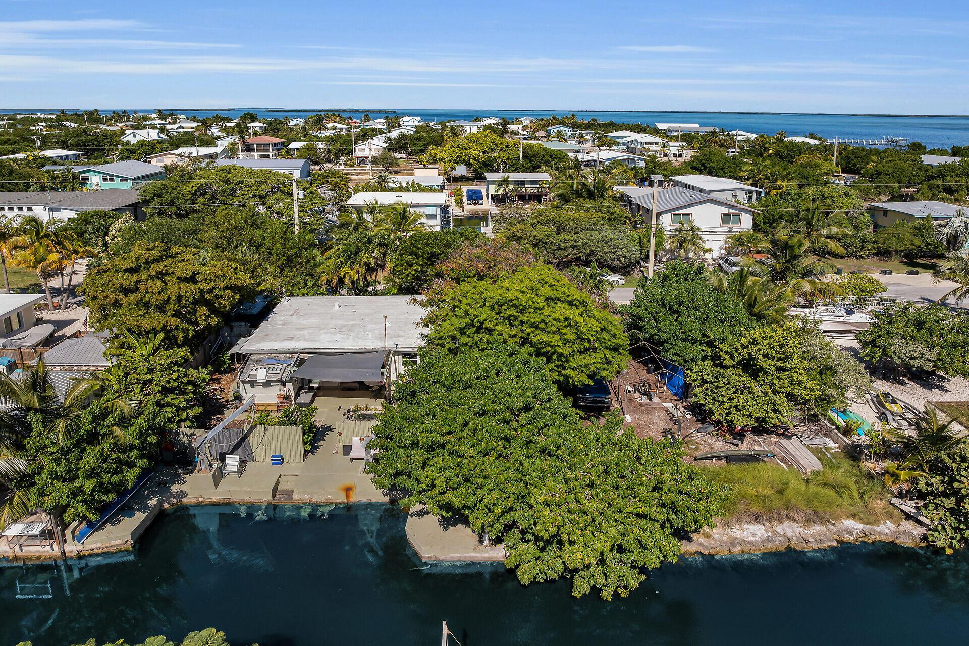 Image 4: 30920 Baileys Ln