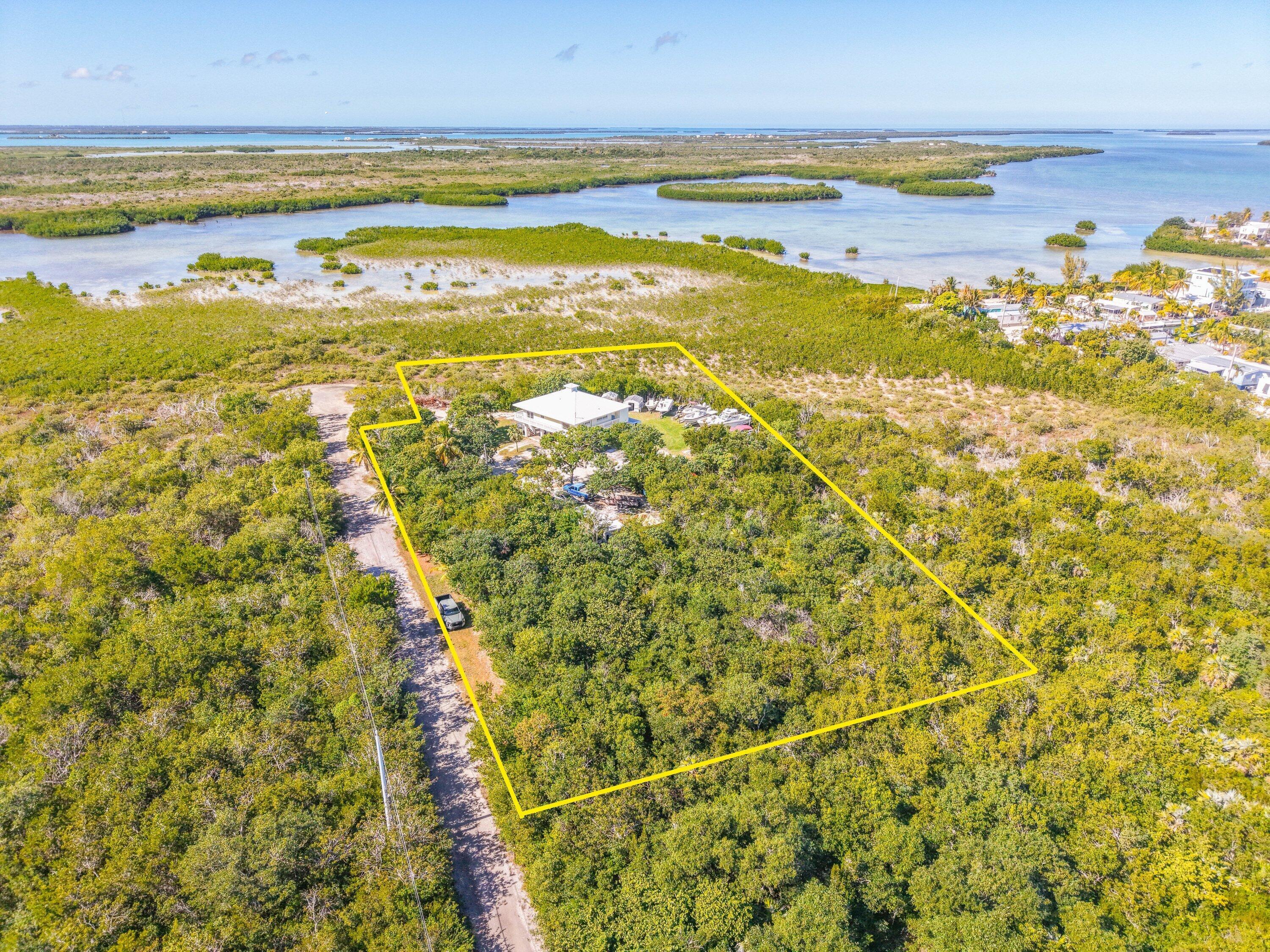 Image 4: 036-27821LeewardSouthRoad-LittleTorchKey