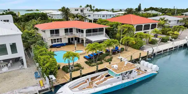 272 W Seaview Drive