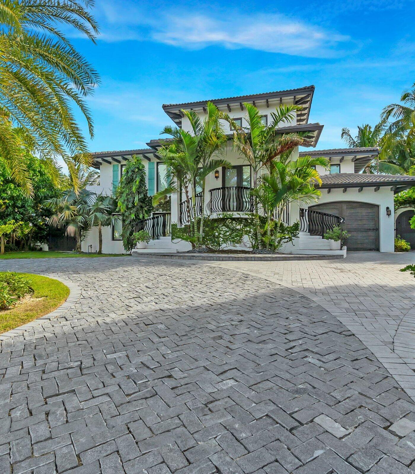 Image 1: 1-custom-DSC05310