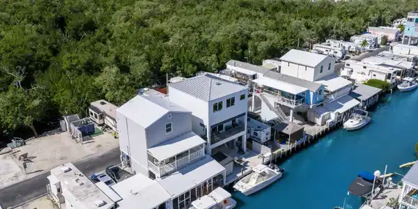 6099 Overseas Highway